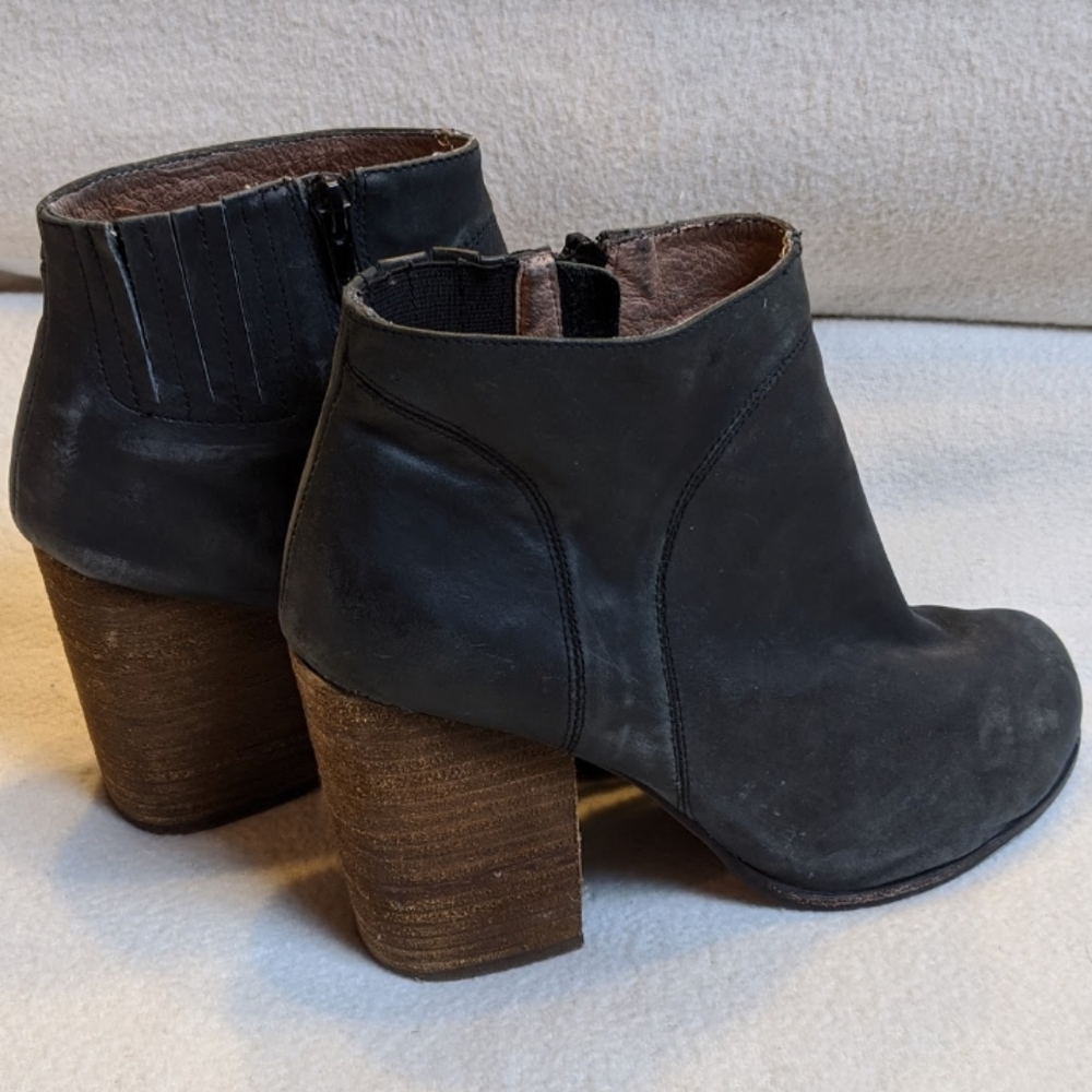 Jeffrey Campbell bootie - Picture 5 of 8